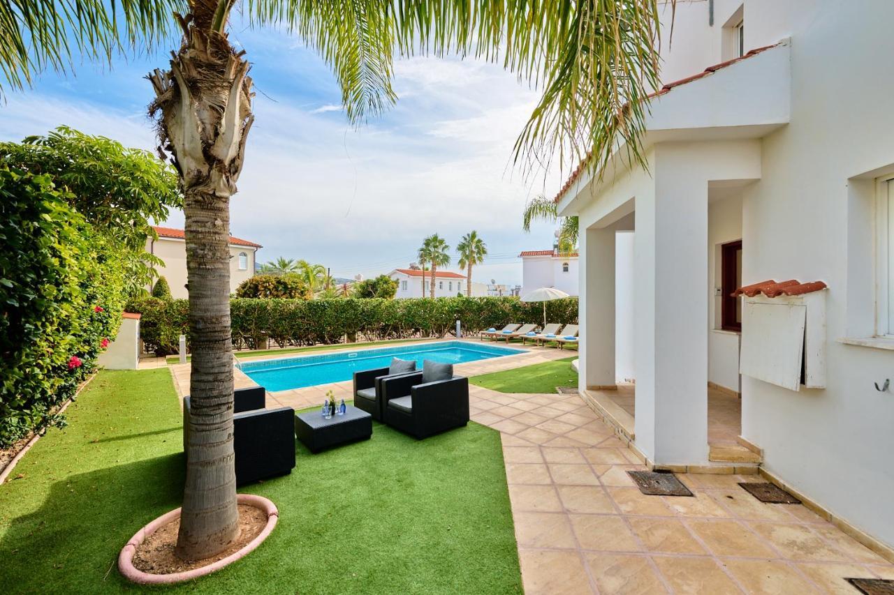 Villa Haven by Ezoria Coral Bay Exteriör bild