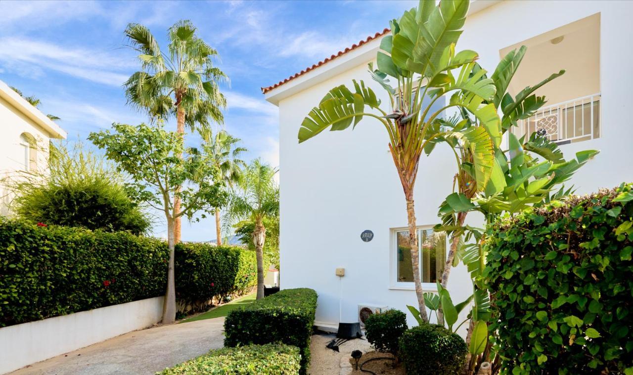 Villa Haven by Ezoria Coral Bay Exteriör bild